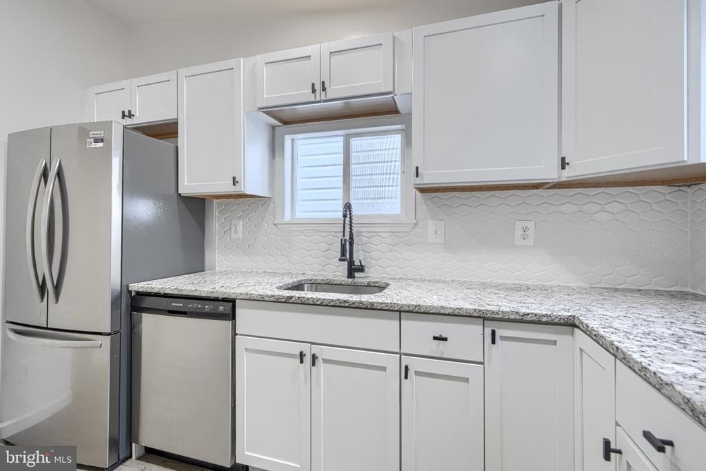 3435 Hickory Avenue - Photo 10