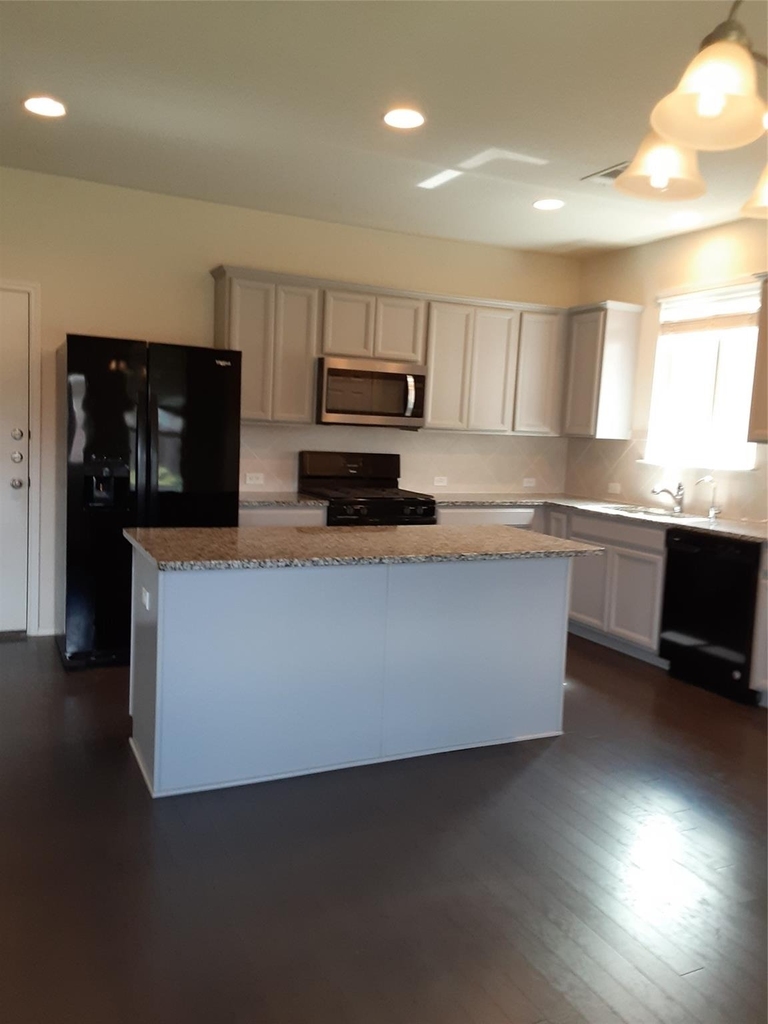 504 Coffee Berry Dr - Photo 4