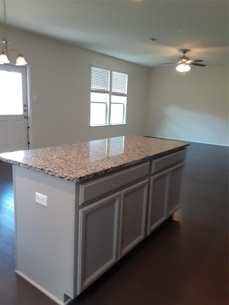 504 Coffee Berry Dr - Photo 5