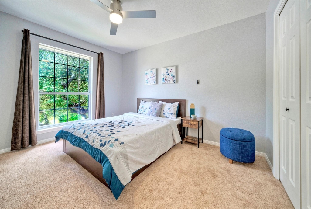 3002 Barton Point Cir - Photo 24