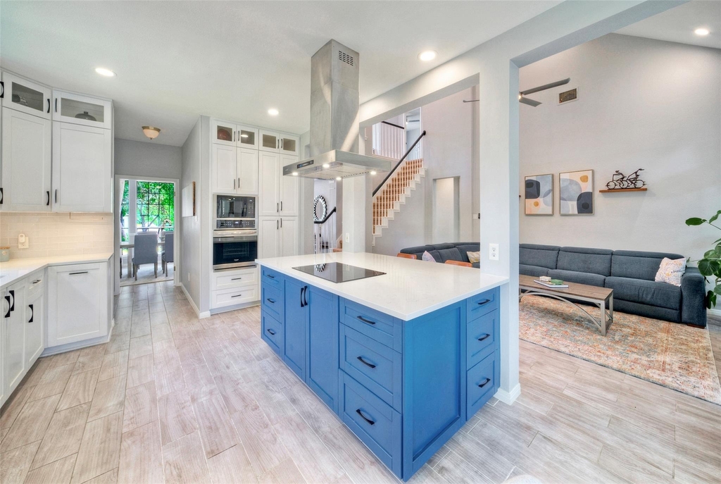 3002 Barton Point Cir - Photo 13