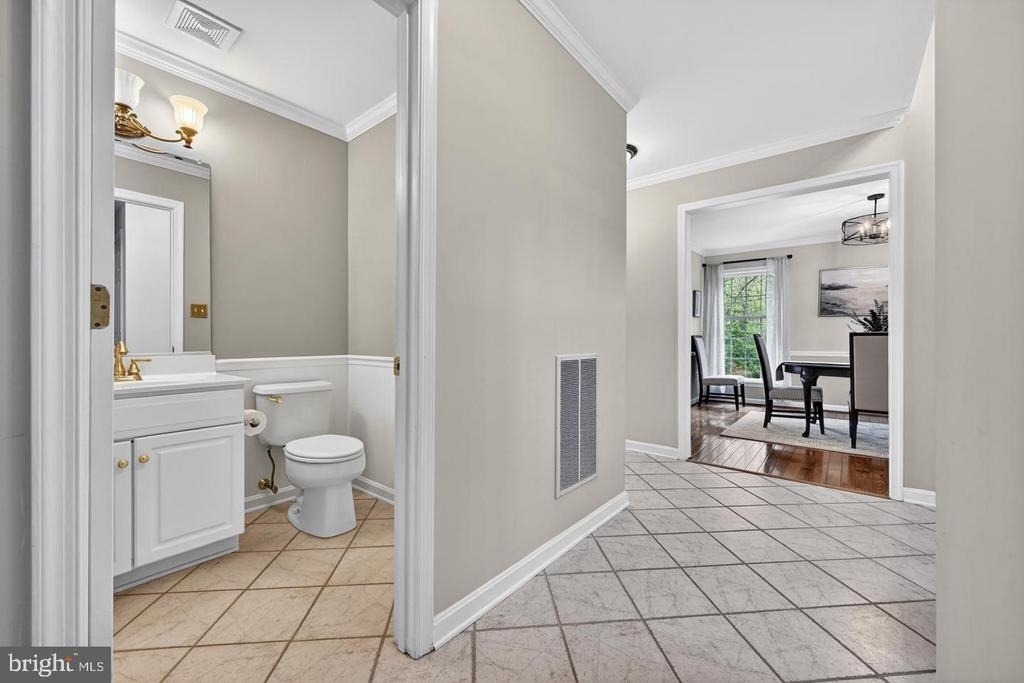 928 Waterview Drive - Photo 14