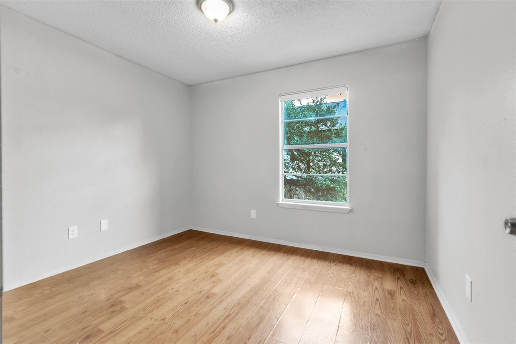 5805 Cougar Dr - Photo 5