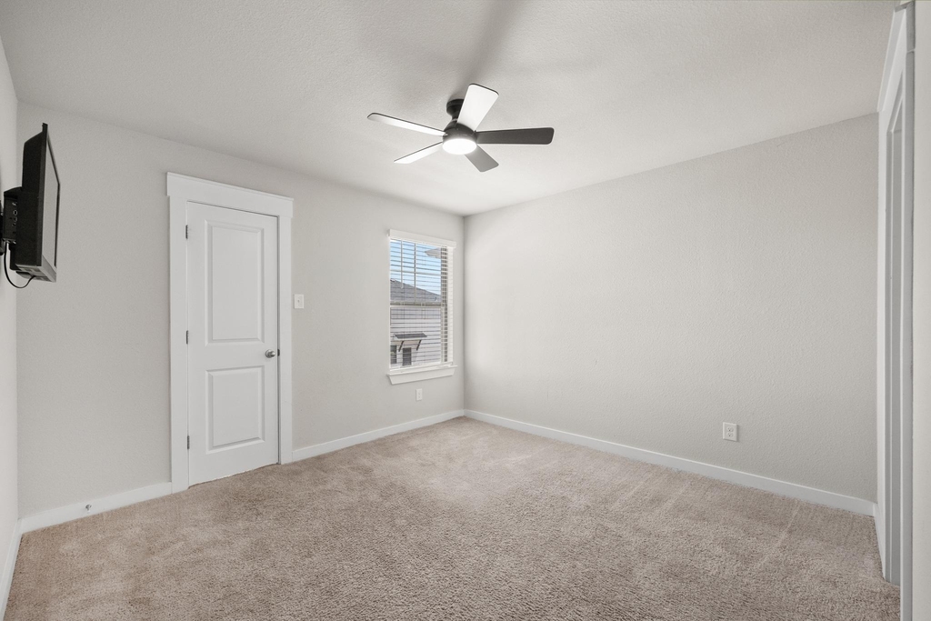 441 Fieldwood Dr - Photo 22