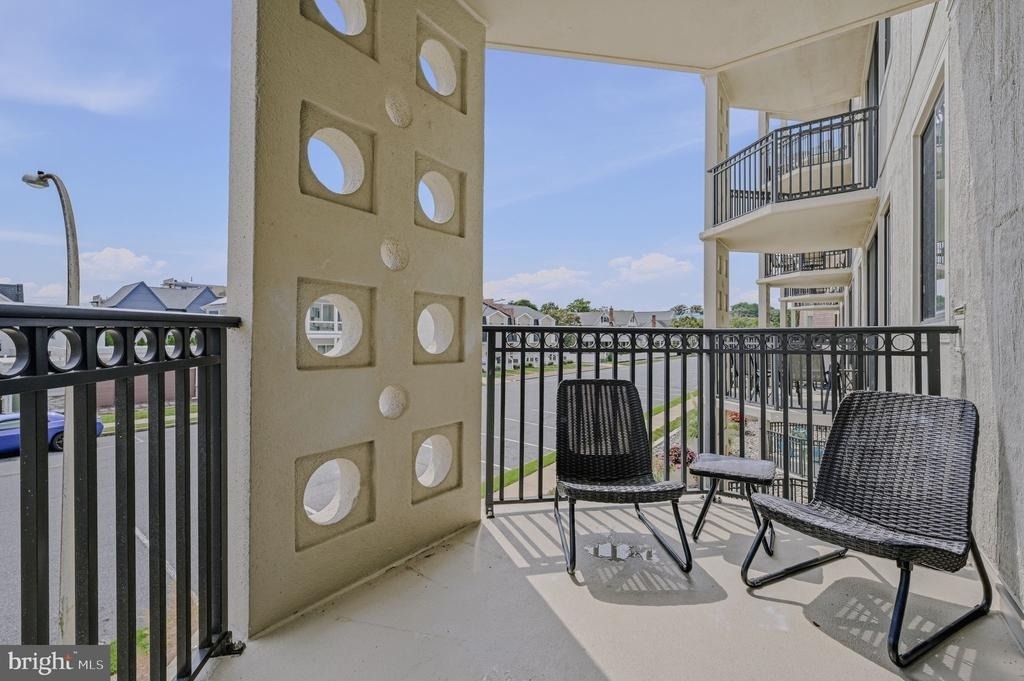 1 Virginia Avenue - Photo 14