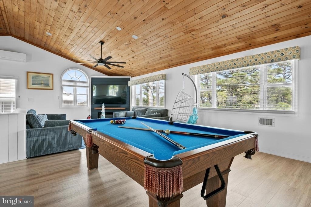 35205 Hassell Avenue - Photo 36