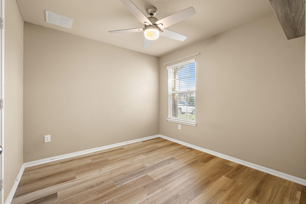 12105 Jamie Dr - Photo 21