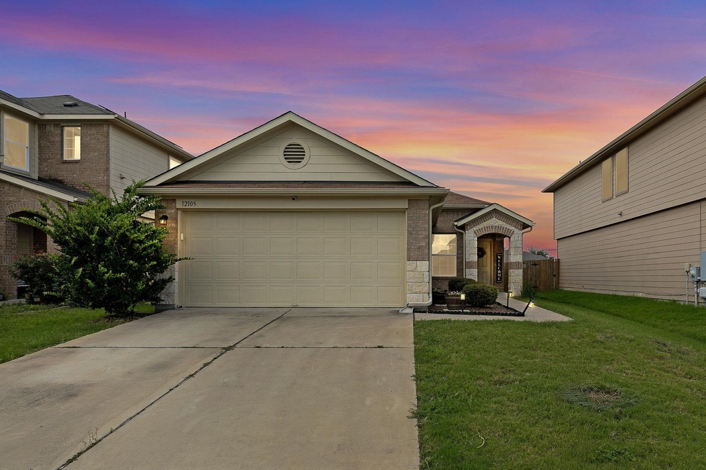 12105 Jamie Dr - Photo 2