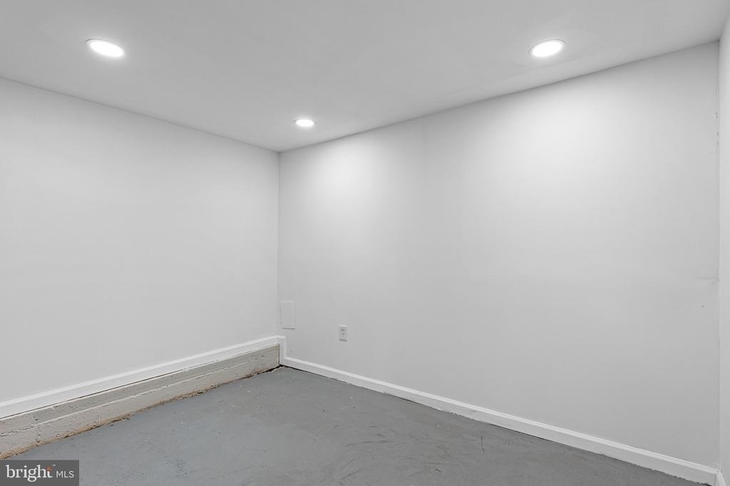 30 E Main Street - Photo 25