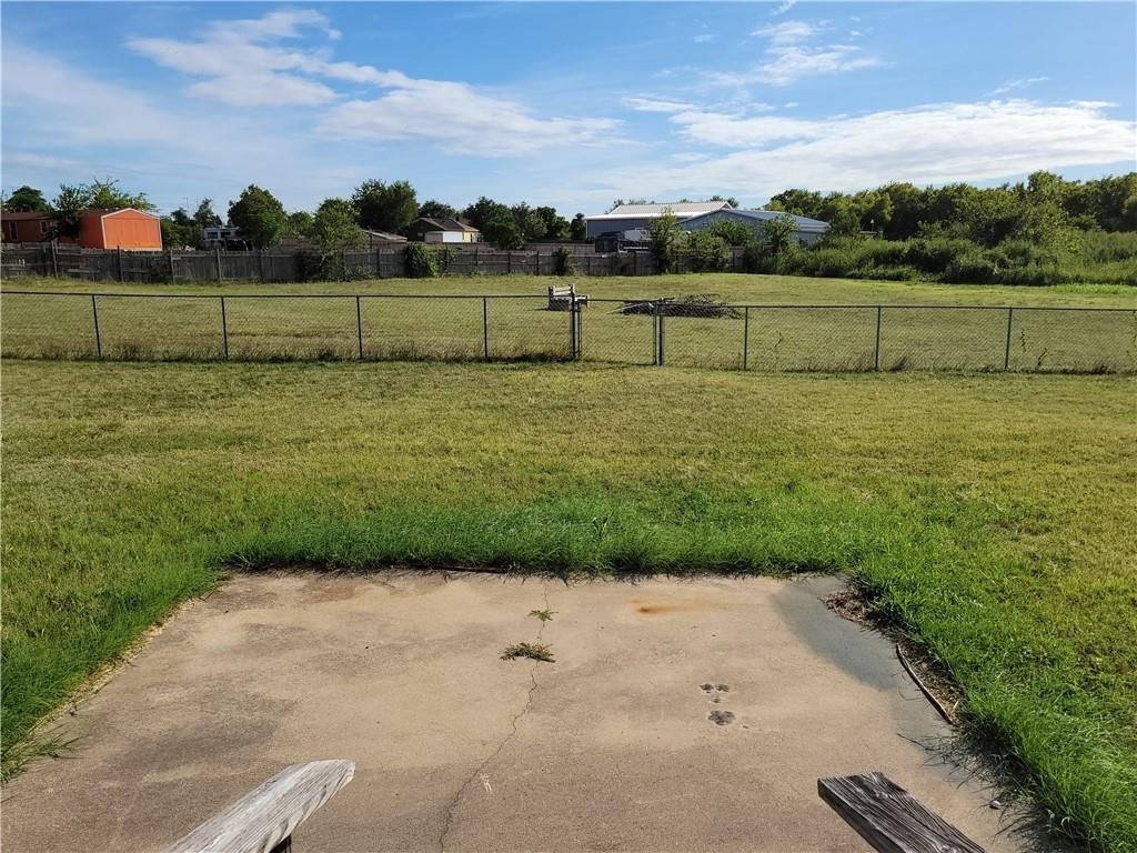 517 Olivia Ct - Photo 13