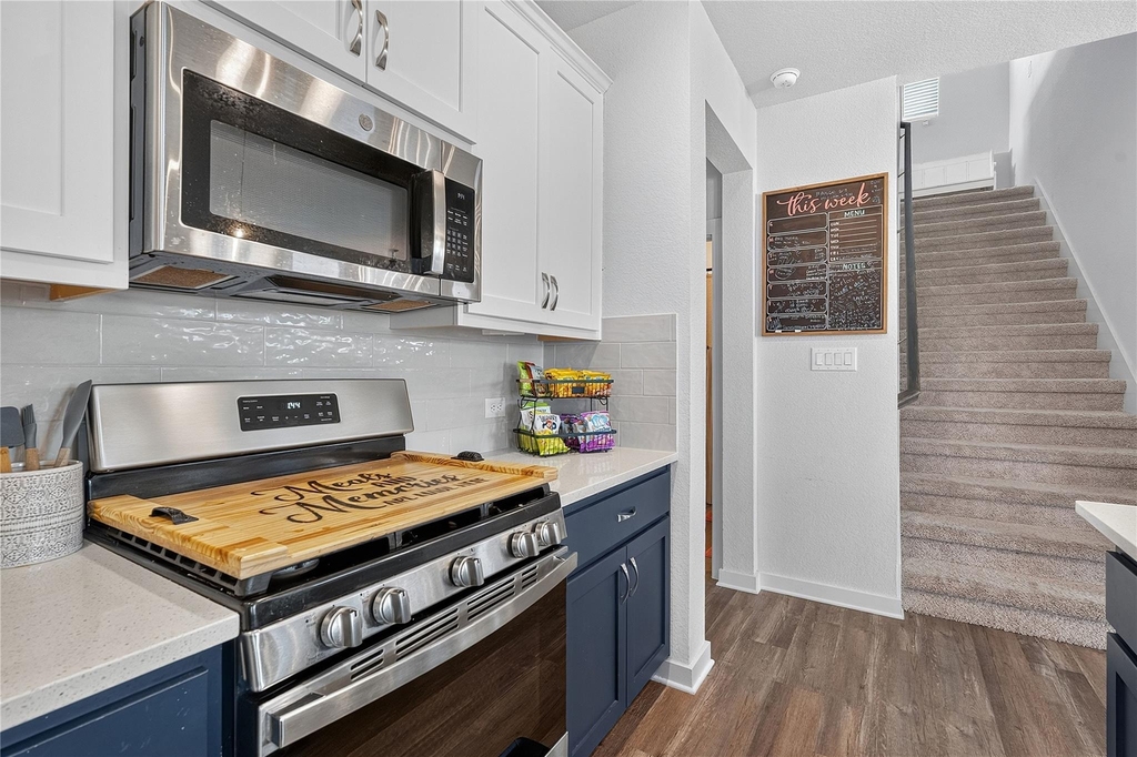 278 Garner Dr - Photo 3