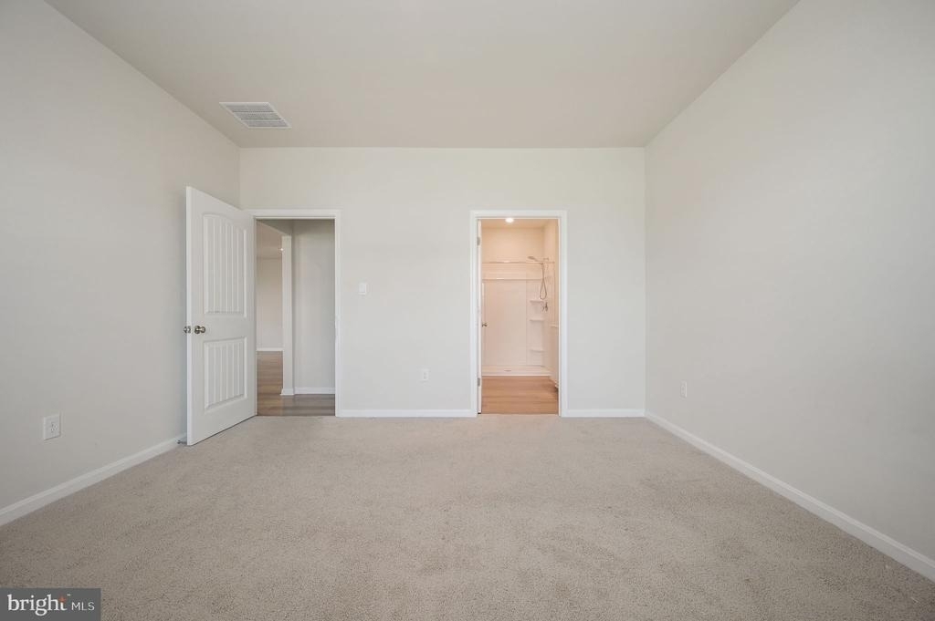100 Ridgley Boulevard - Photo 8