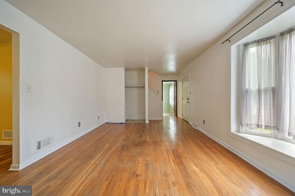 325 Alder Road - Photo 2