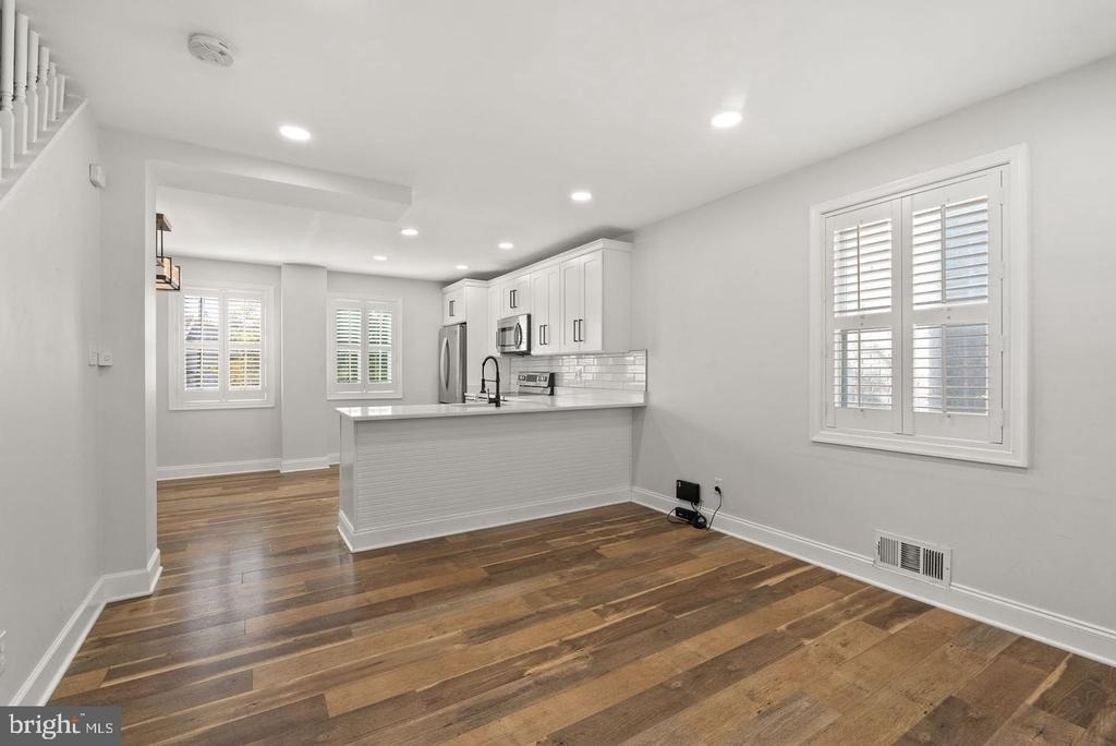 4355 G Street Se - Photo 10