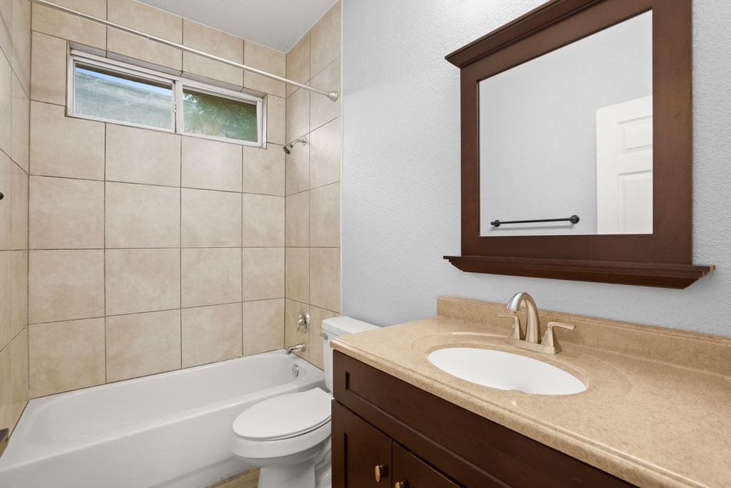7617 Bennett Ave - Photo 16
