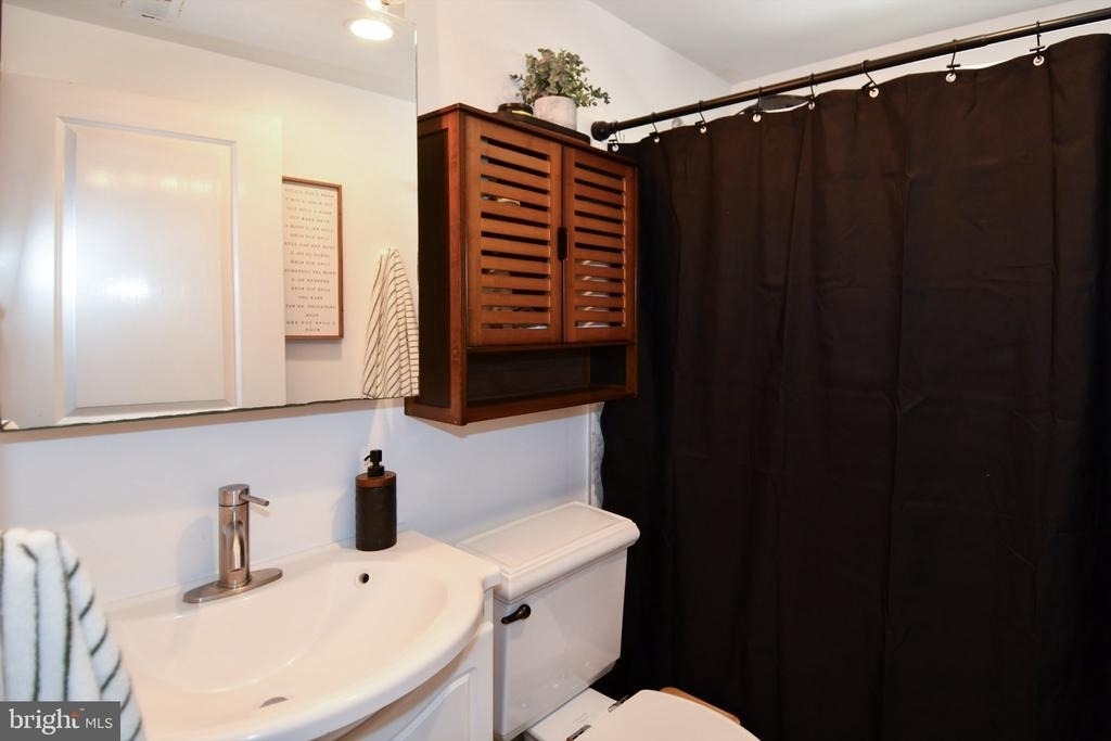 1324 Euclid Street Nw - Photo 18
