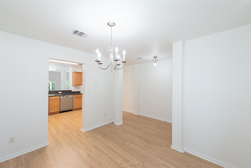 3717 Holden Ct - Photo 4