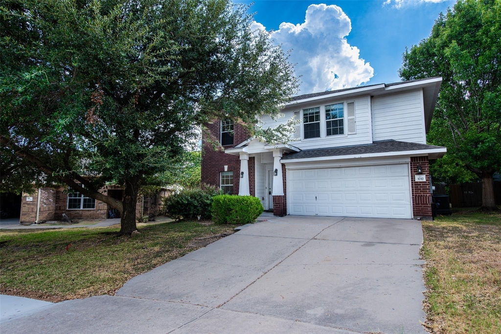 3717 Holden Ct - Photo 0