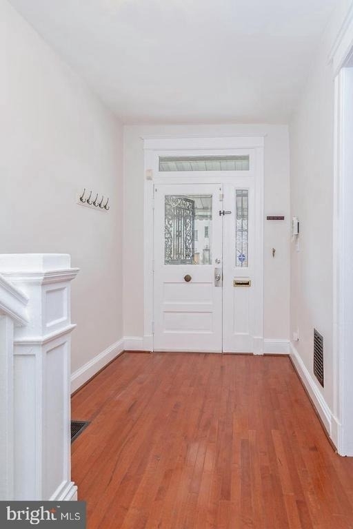 222 R Street Ne - Photo 5