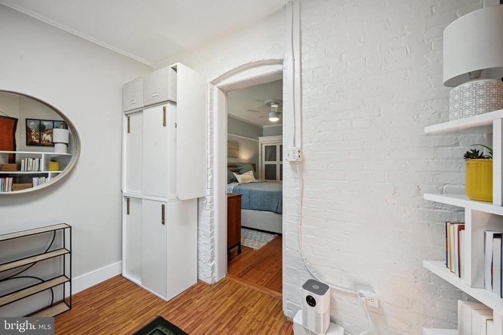 2111 37th Street Nw - Photo 21