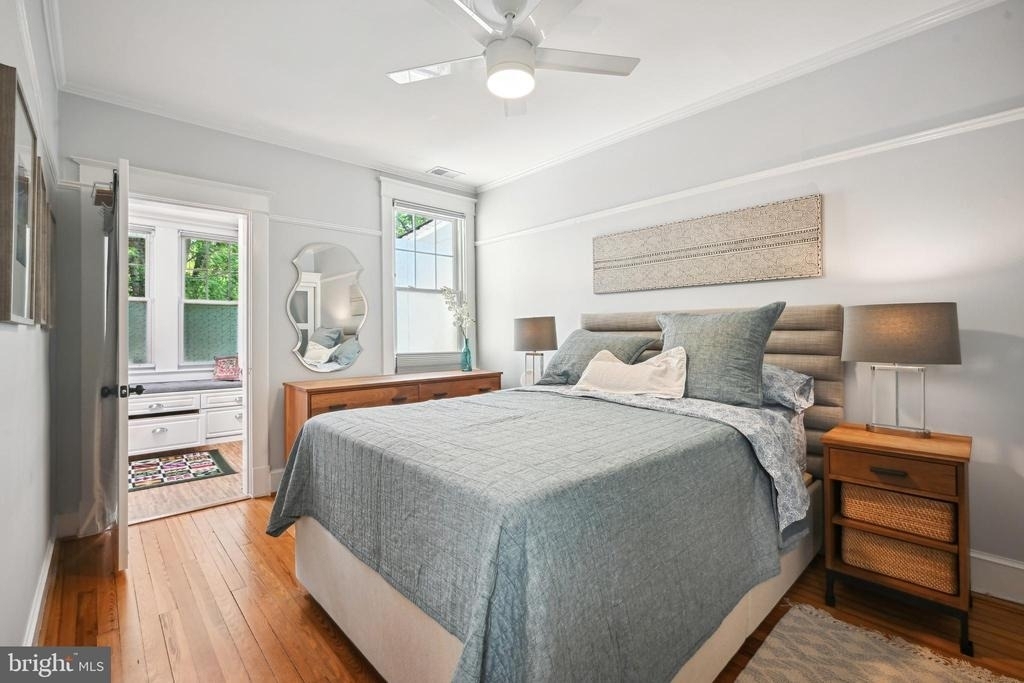 2111 37th Street Nw - Photo 19