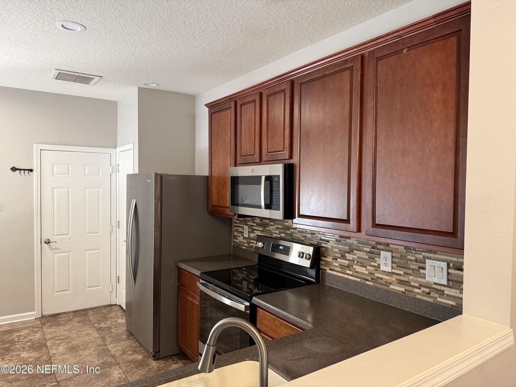 4180 Crownwood Drive - Photo 4