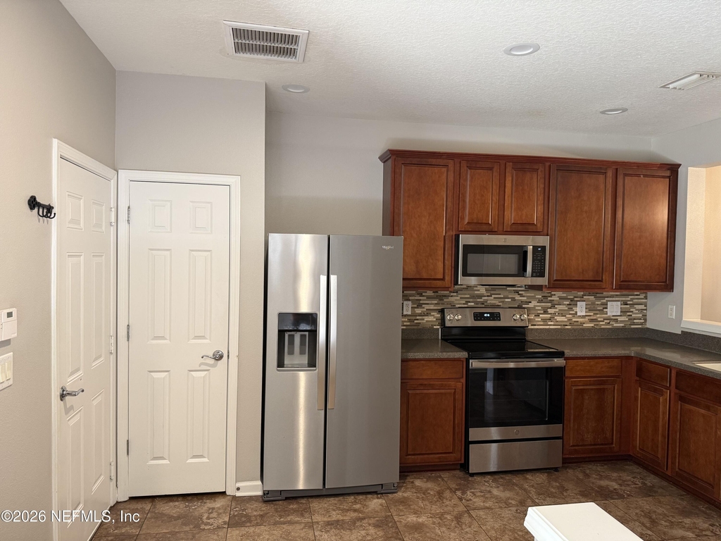 4180 Crownwood Drive - Photo 6