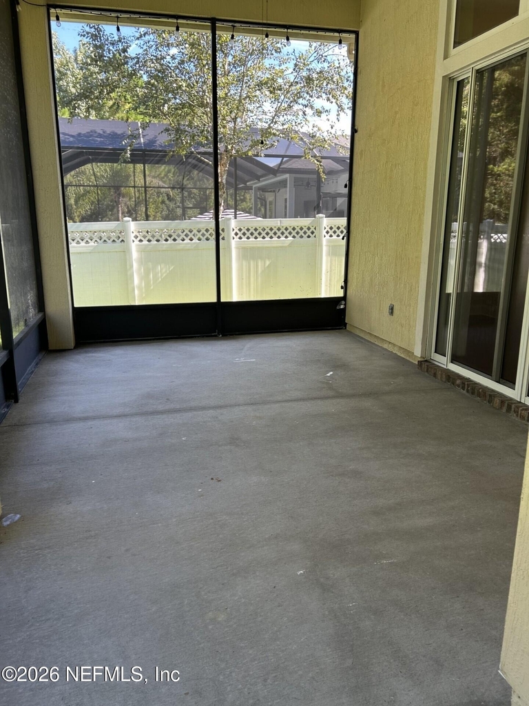 296 Ellsworth Circle - Photo 21