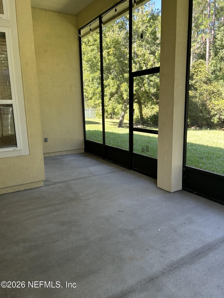 296 Ellsworth Circle - Photo 22