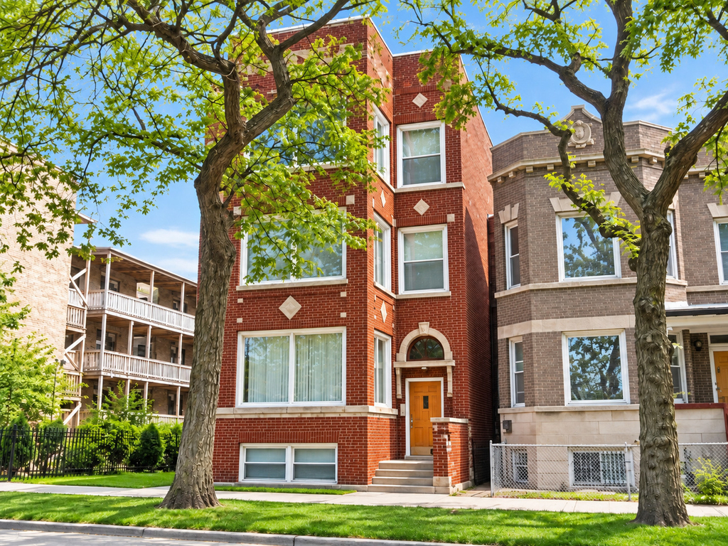 5811 S Michigan Avenue - Photo 0