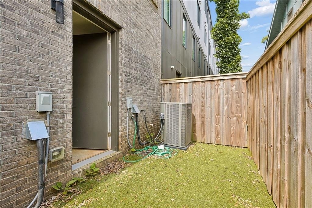 102 City View Court Ne - Photo 30