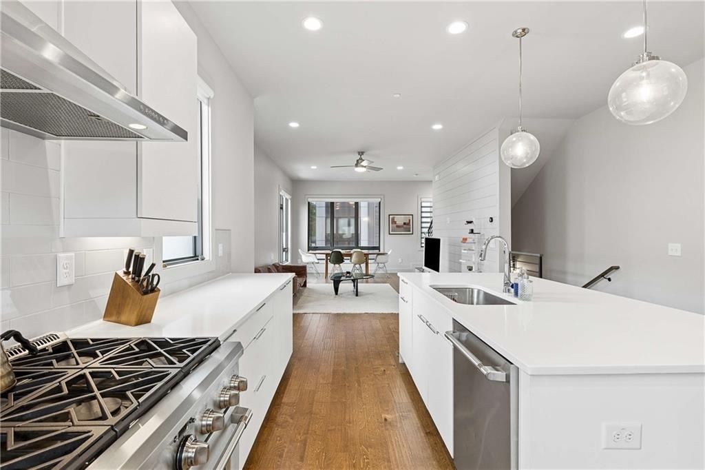 102 City View Court Ne - Photo 9