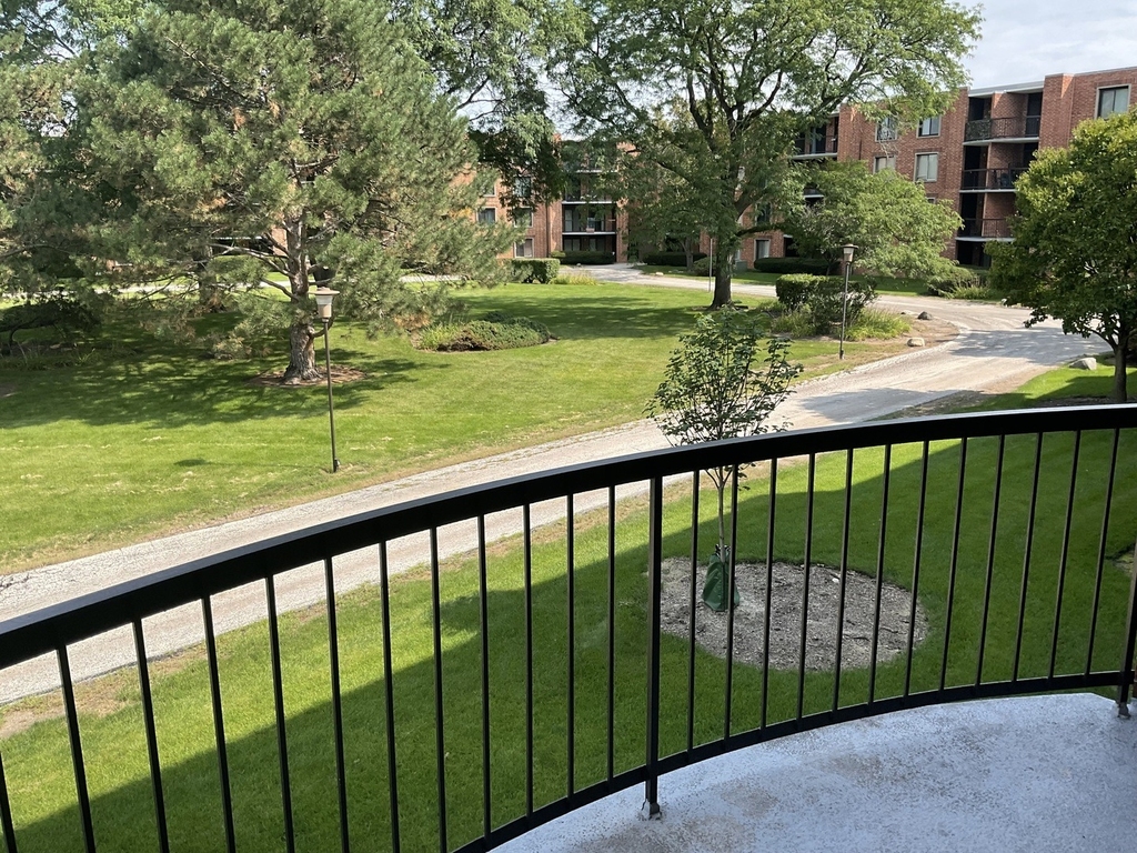 1515 E Central Road - Photo 9