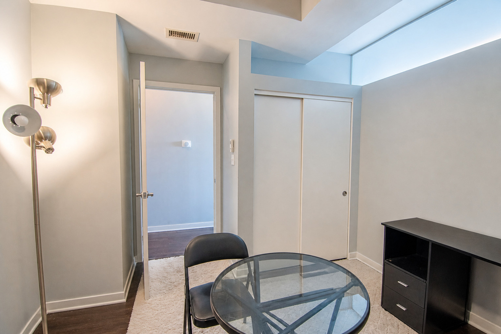 4537 S Drexel Boulevard - Photo 12