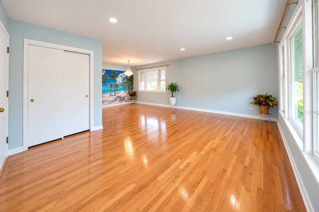 8608 W Carmen Avenue - Photo 3