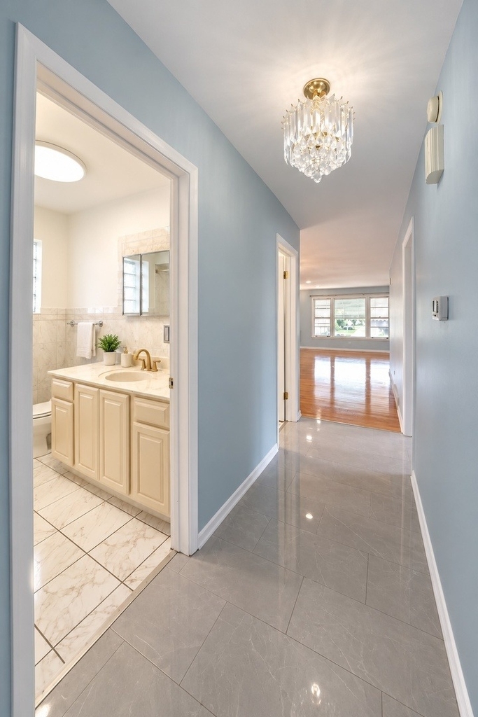 8608 W Carmen Avenue - Photo 37
