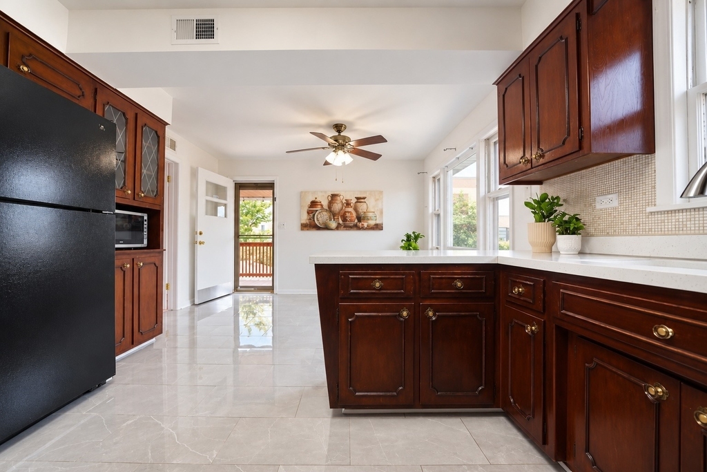 8608 W Carmen Avenue - Photo 14