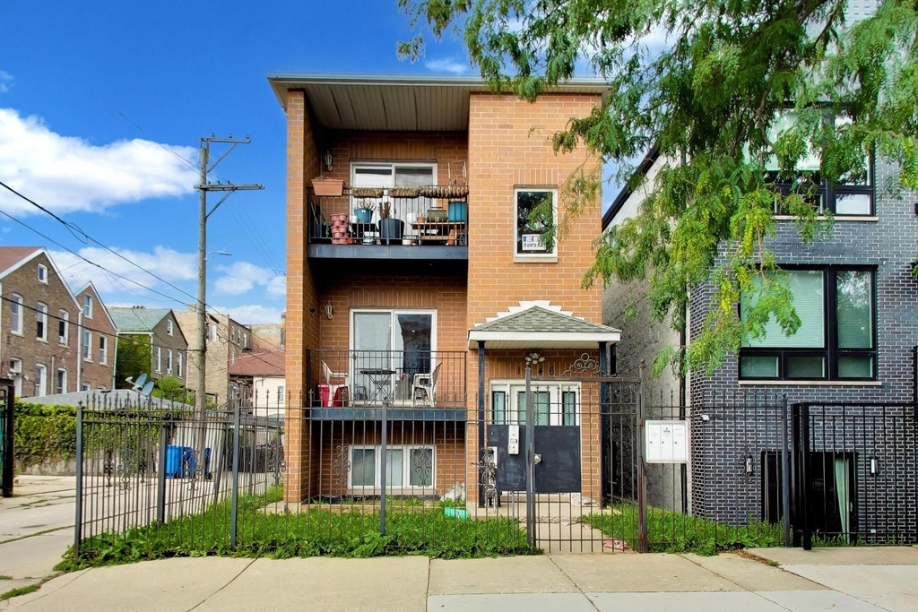 1346 W Cullerton Street - Photo 0