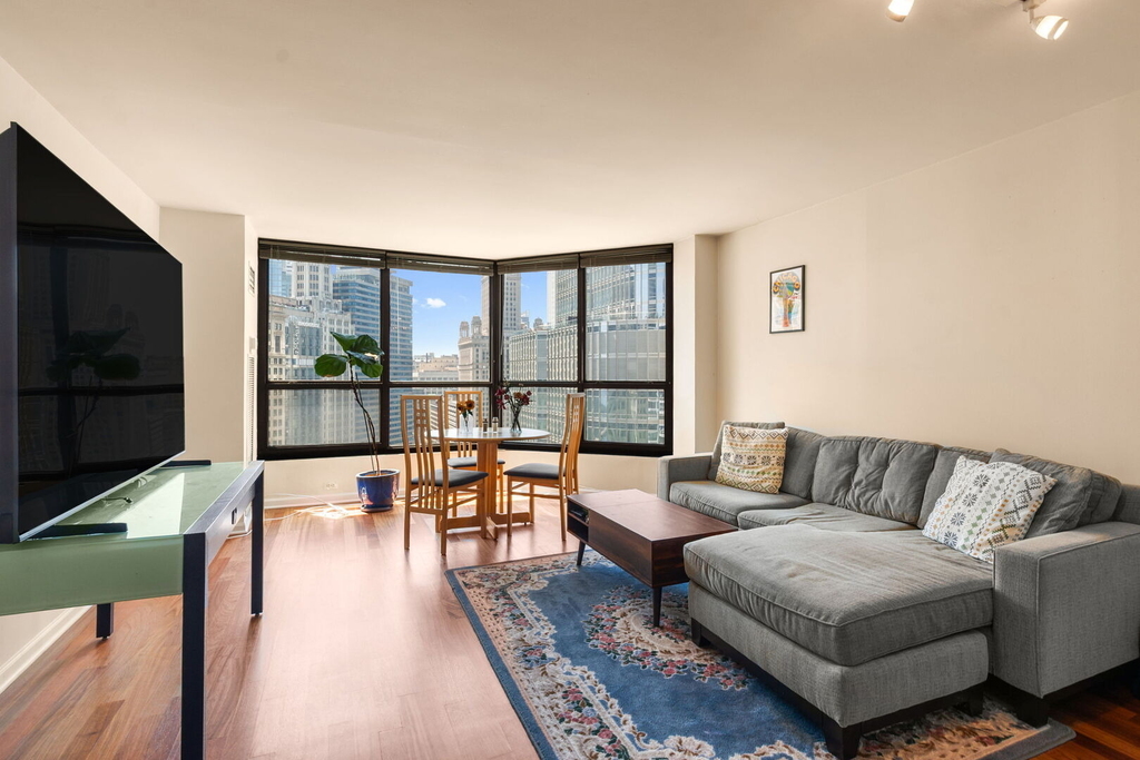 405 N Wabash Avenue - Photo 1