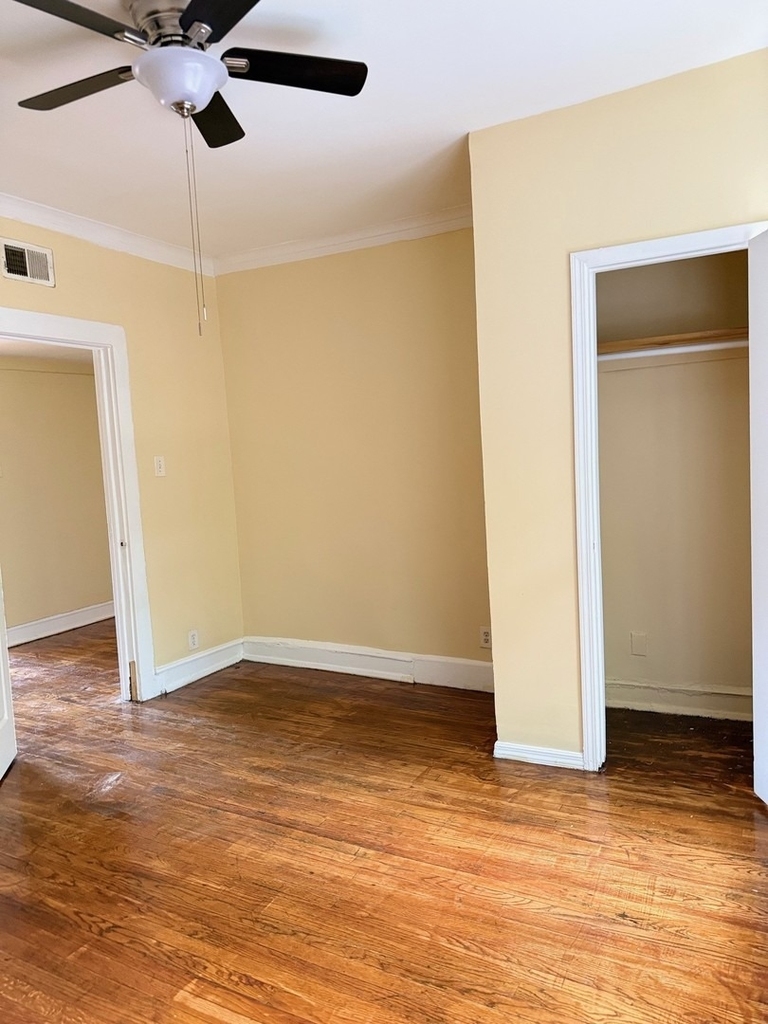 5703 S Emerald Avenue - Photo 6