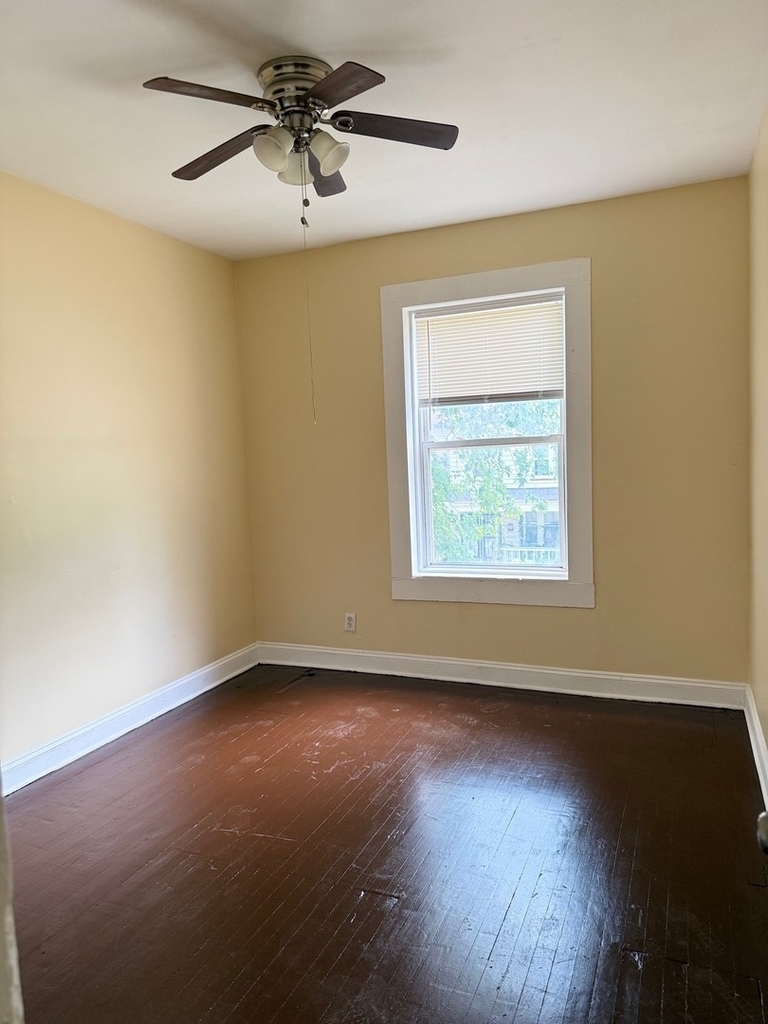 5703 S Emerald Avenue - Photo 13