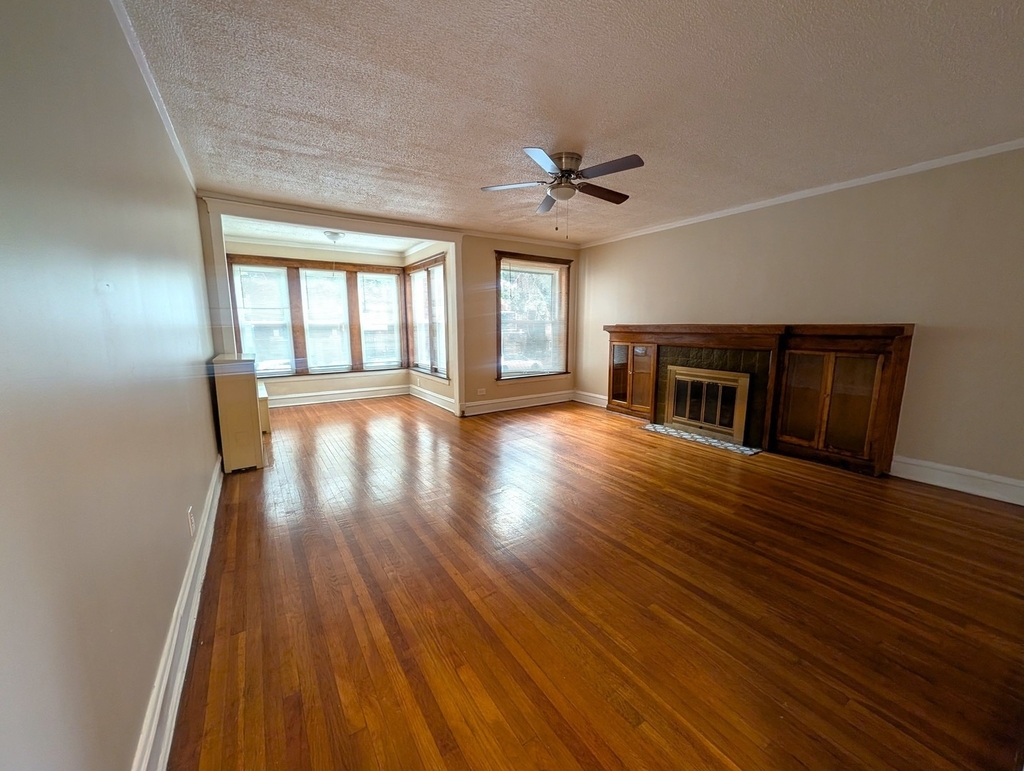 6730 S Ridgeland Avenue - Photo 2