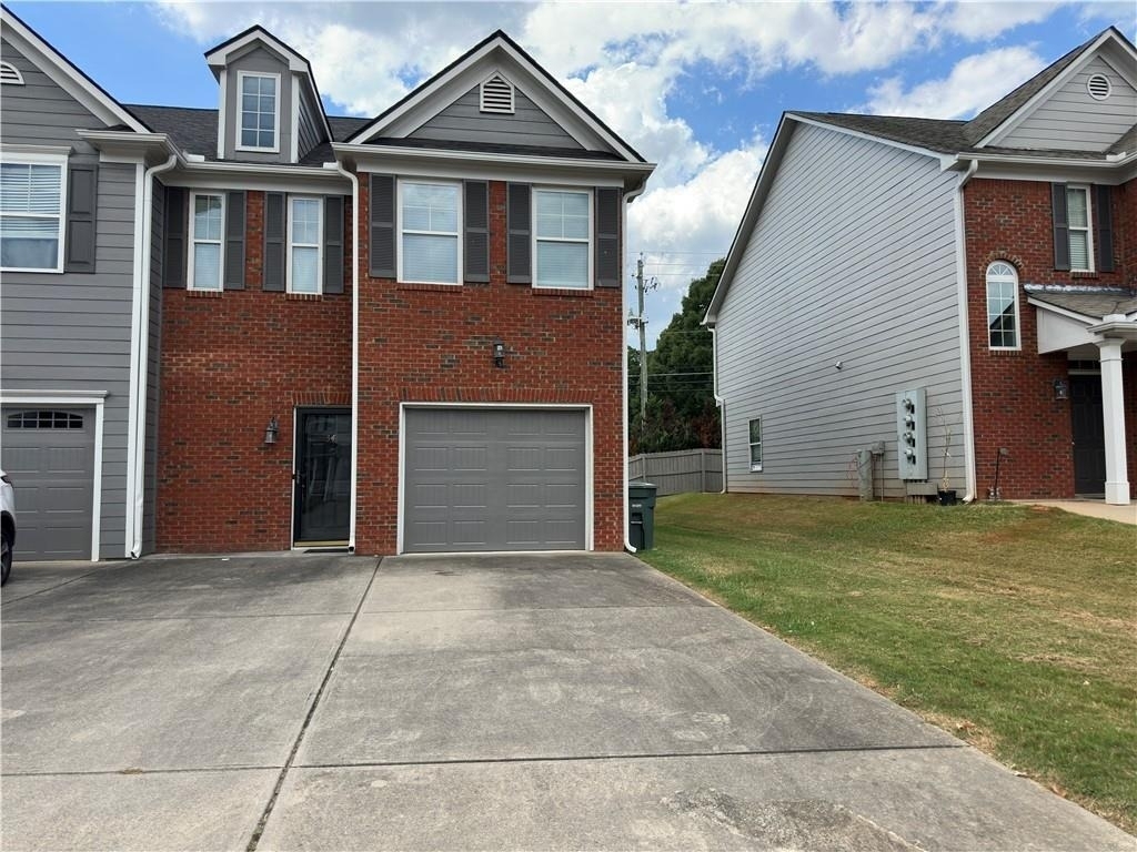 34 N Oaks Circle - Photo 0