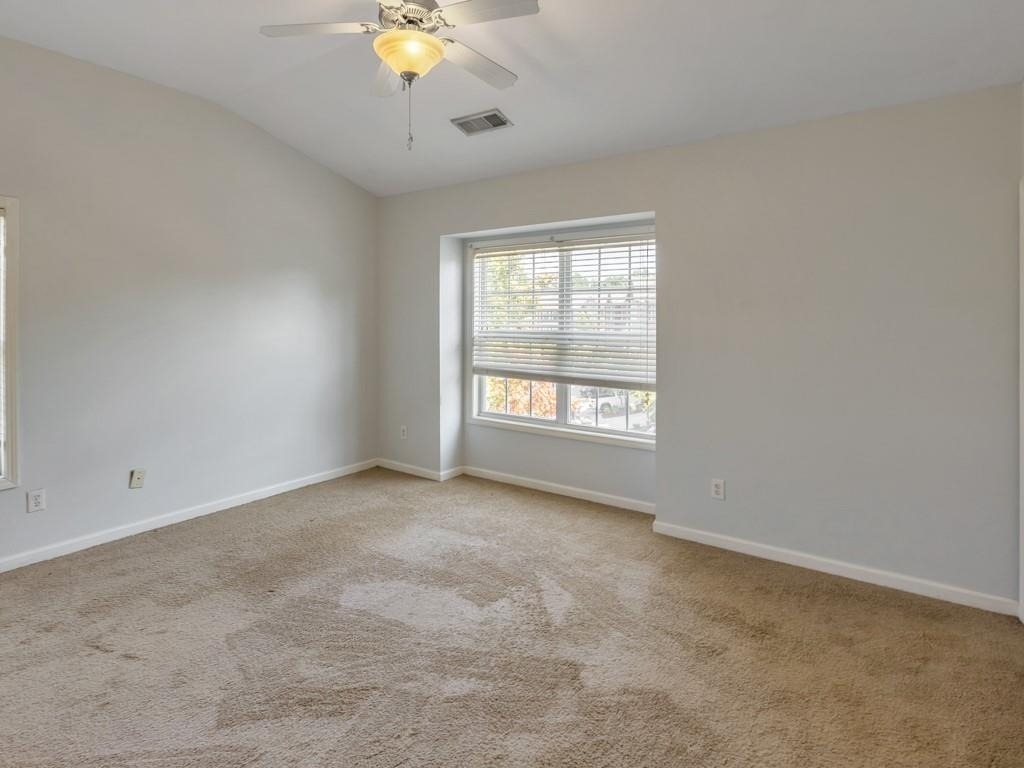 3214 Greenwood Oak Drive - Photo 4