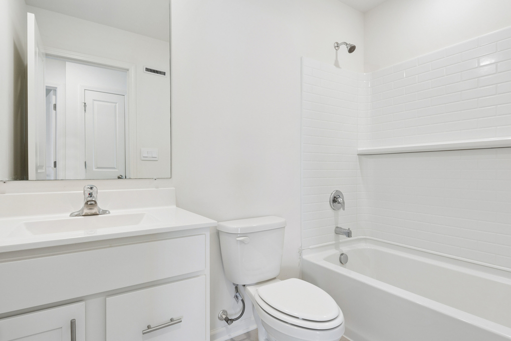2111 Yellowstone Boulevard - Photo 13