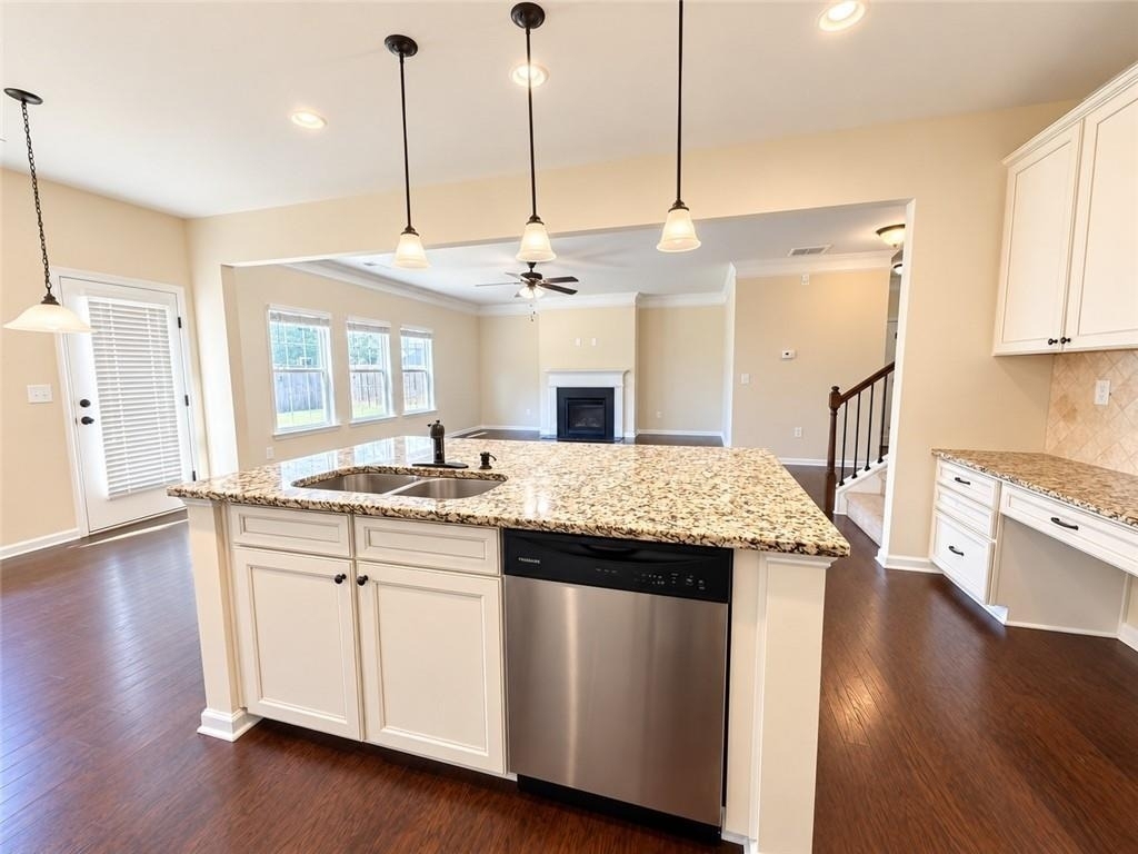 1718 Hanover West Court - Photo 11