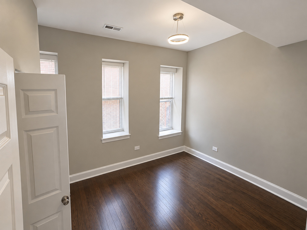 4118 S King Drive - Photo 13