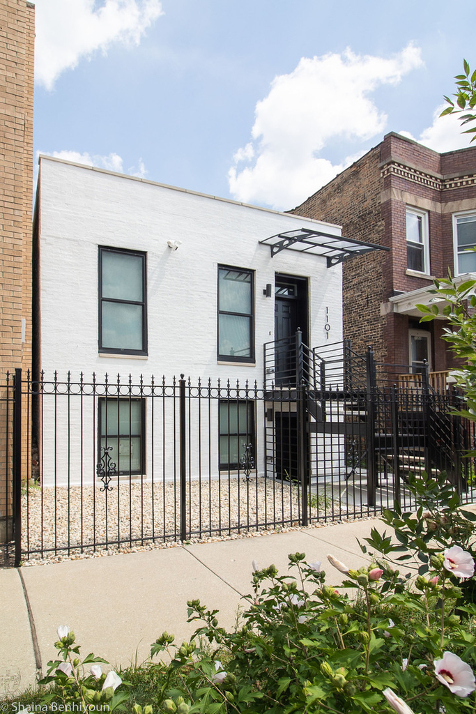 1101 N Christiana Avenue - Photo 1