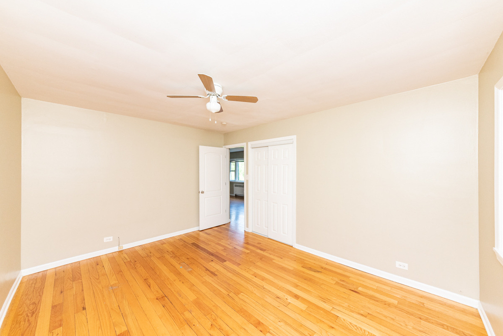 233 Custer Avenue - Photo 8