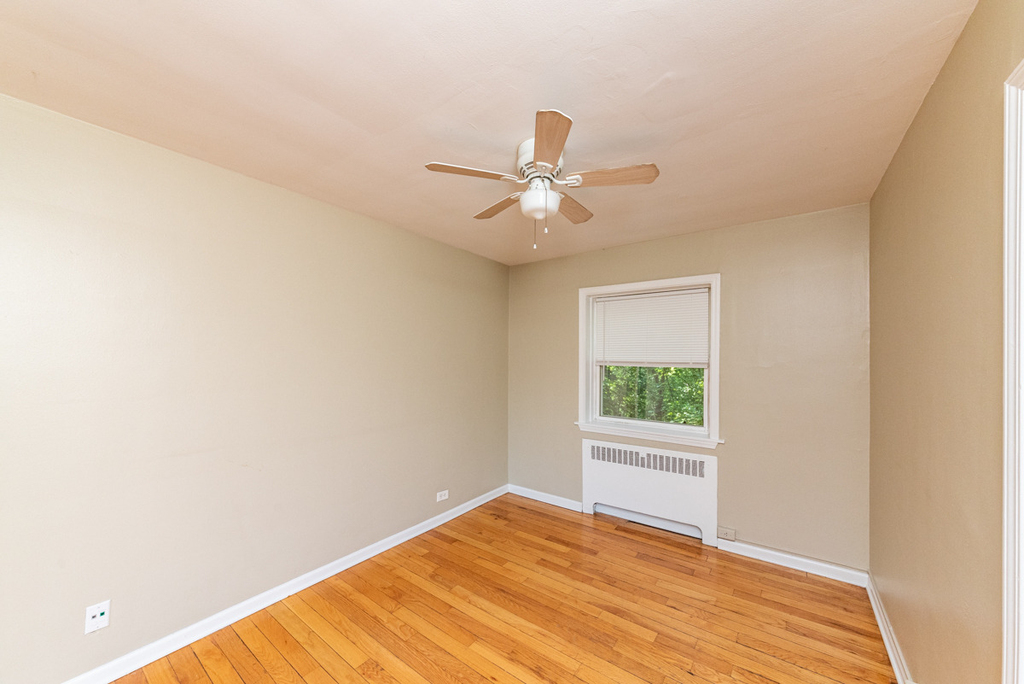 233 Custer Avenue - Photo 7